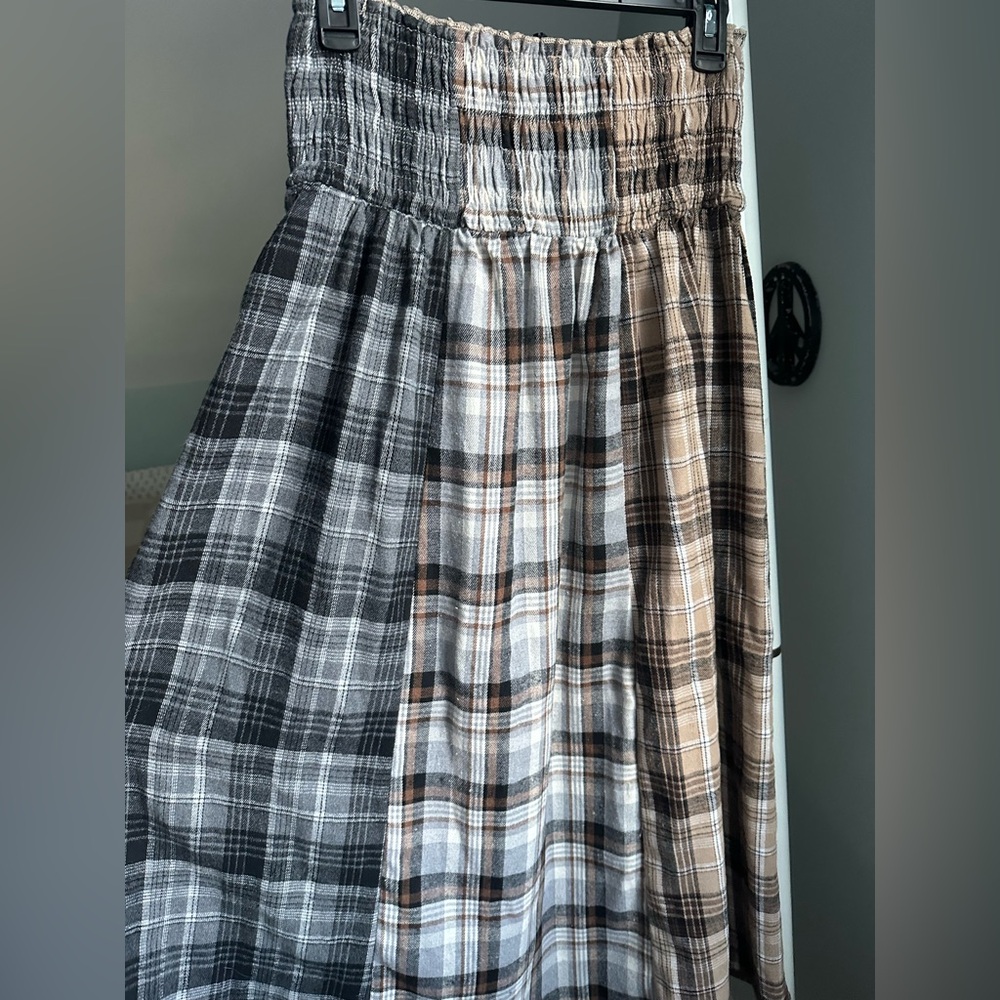 TRI COLOR PLAID SKIRT
